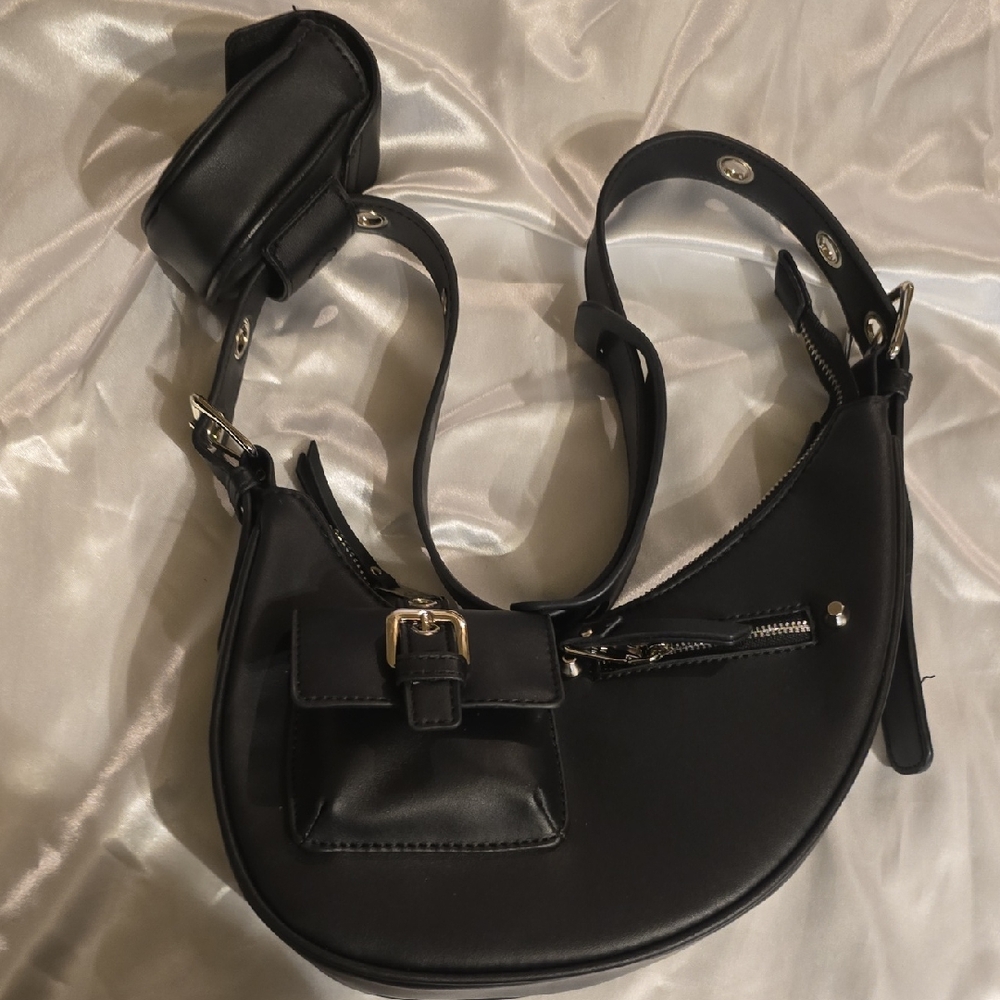 Steve Madden Black Shoulder Bag with Pouch